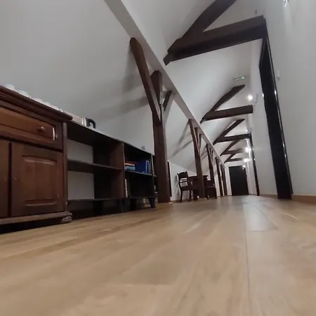 호텔 Centrum Dialogu Kultur