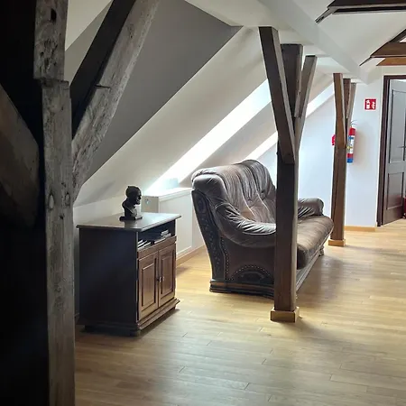 호텔 Centrum Dialogu Kultur