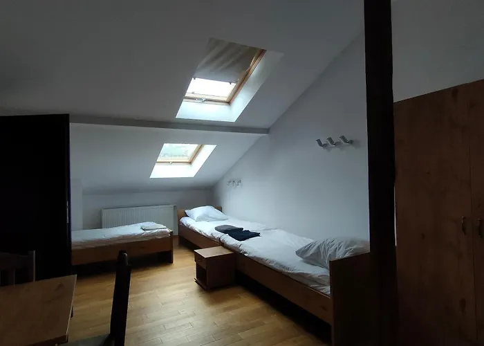 Centrum Dialogu Kultur Hotel *