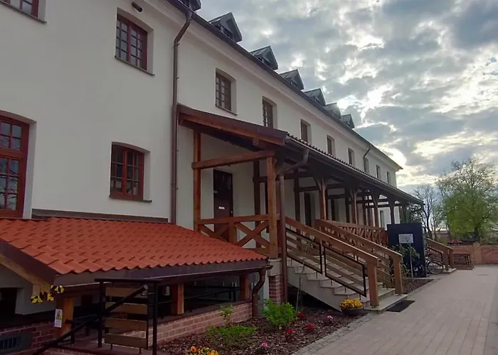 Centrum Dialogu Kultur Hotel *