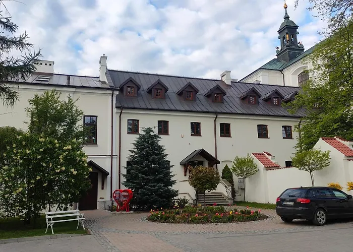 Centrum Dialogu Kultur Hotel Węgrów