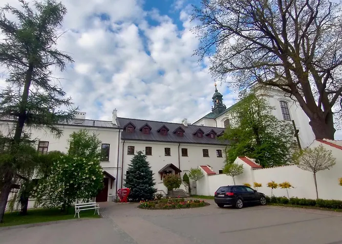 Centrum Dialogu Kultur Hotel Węgrów