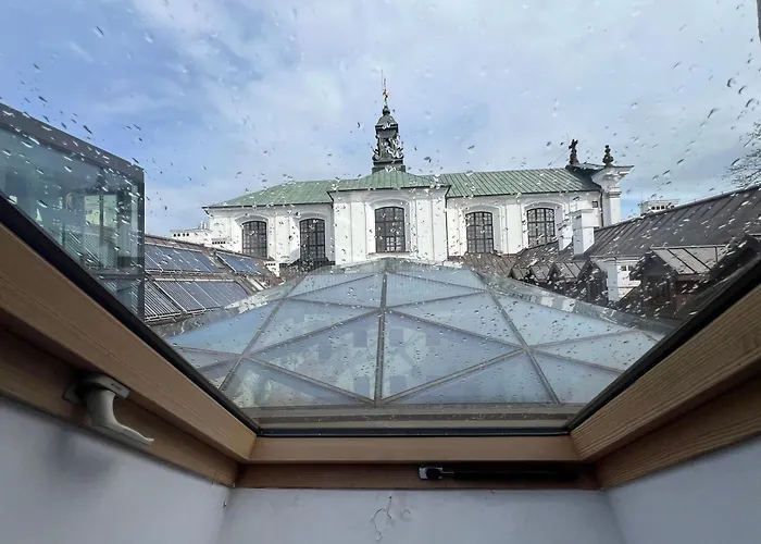 Hotel Centrum Dialogu Kultur *