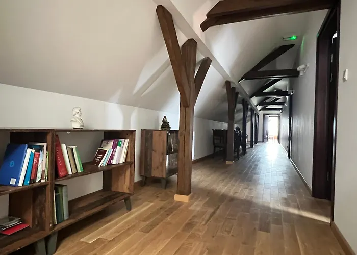 Centrum Dialogu Kultur Hotel *