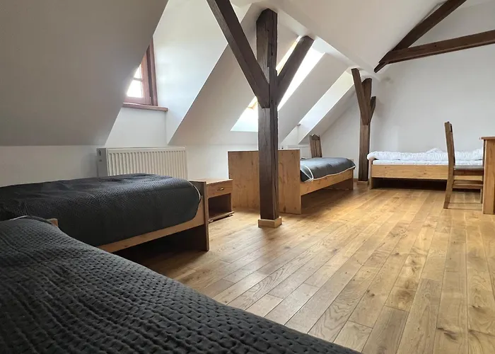 Hotel Centrum Dialogu Kultur *