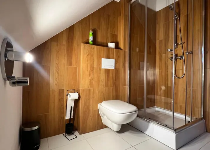 Centrum Dialogu Kultur Hotel *